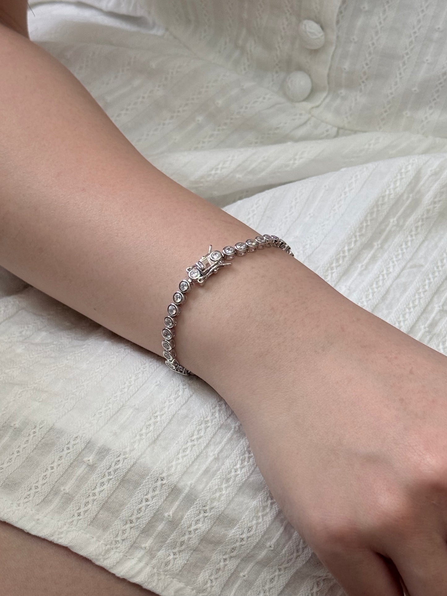 Round Cut Tennis Bracelet
