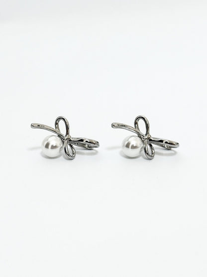 Bow Pearl Earrings