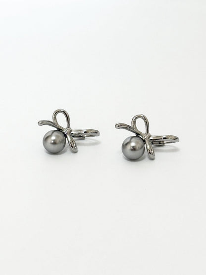 Bow Pearl Earrings