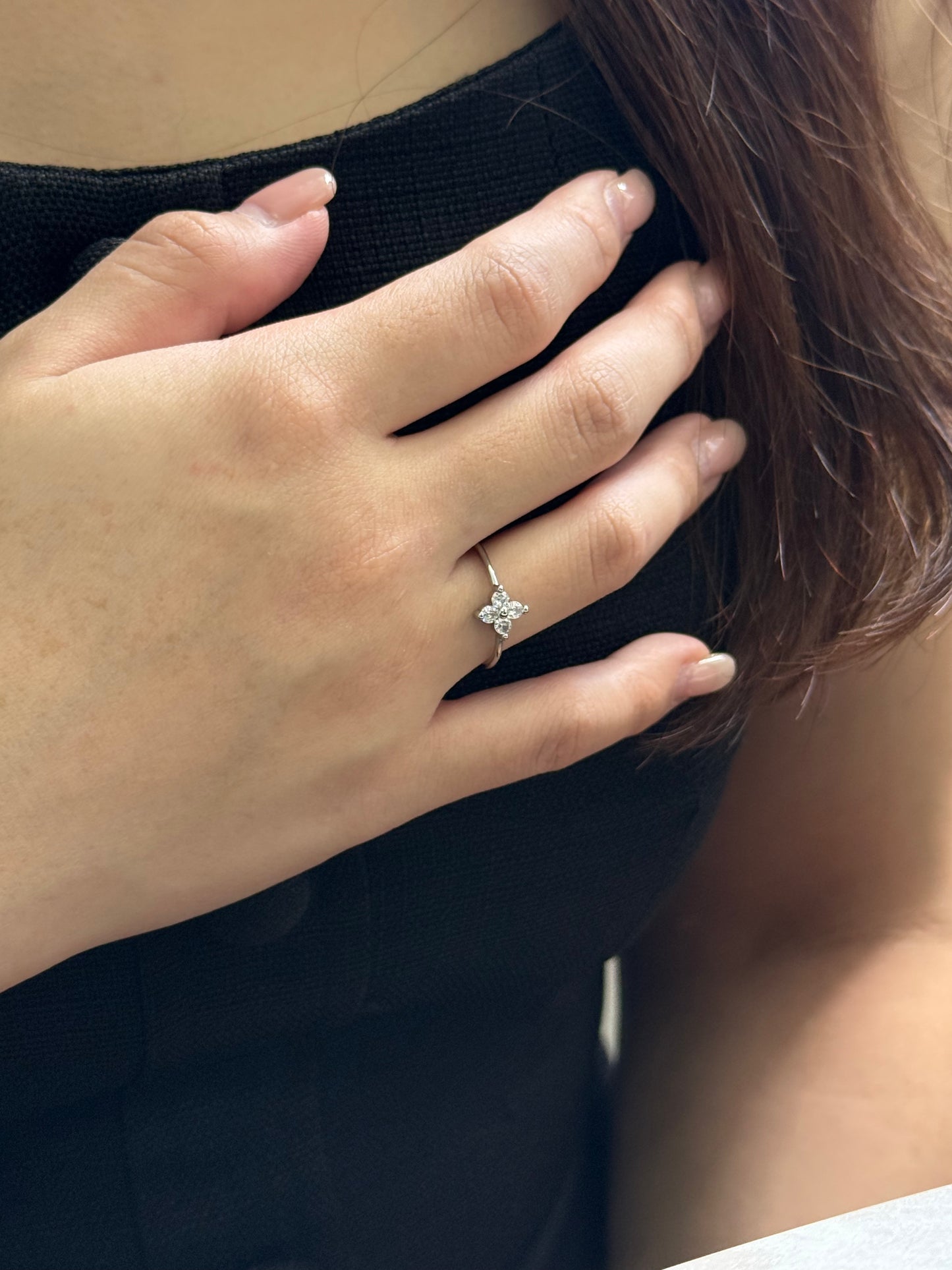 Four-leaf clover ring