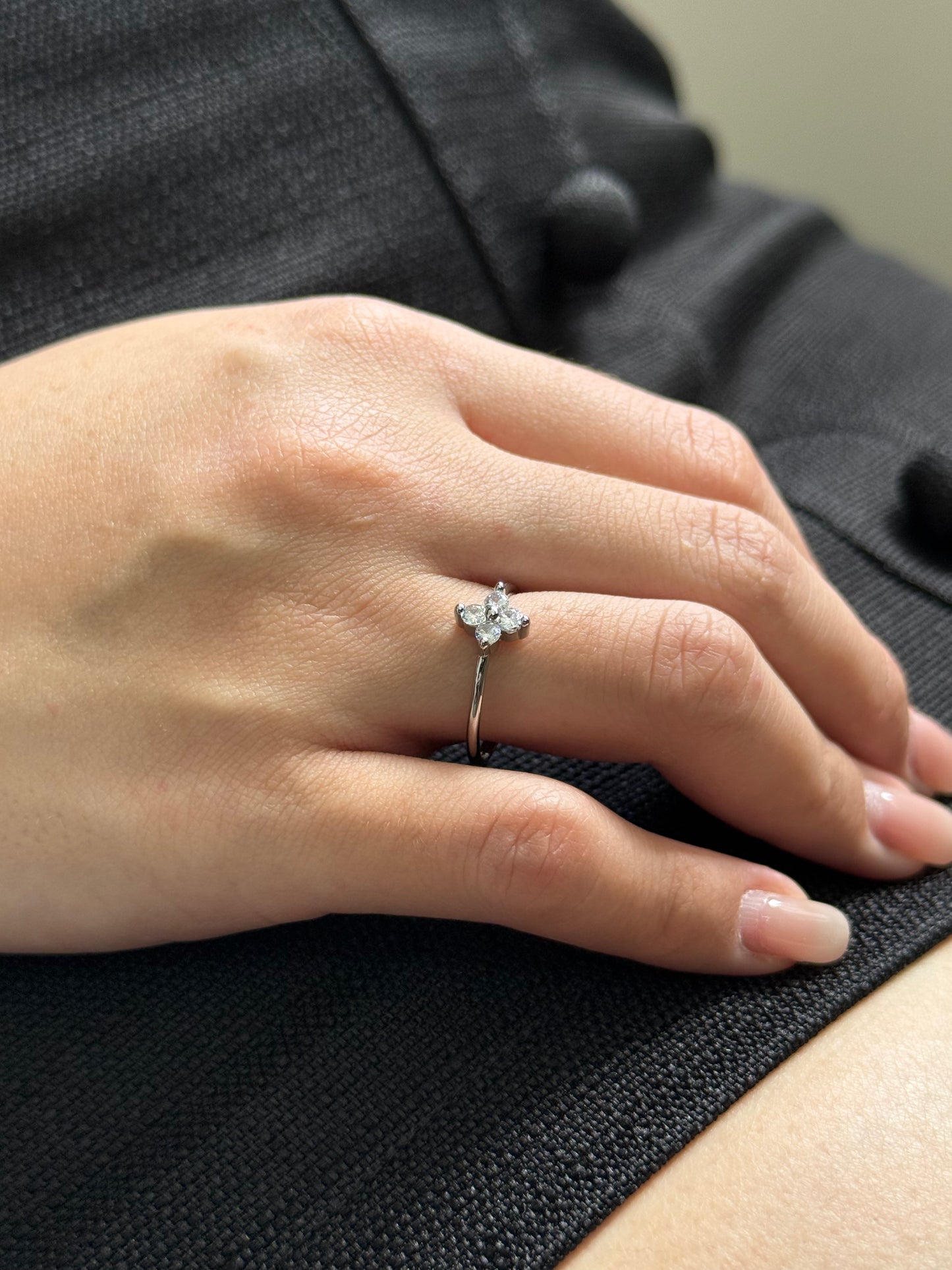 Four-leaf clover ring
