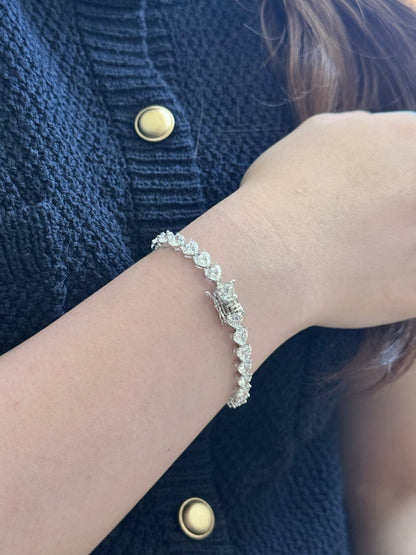 Heart-shaped Tennis Bracelet