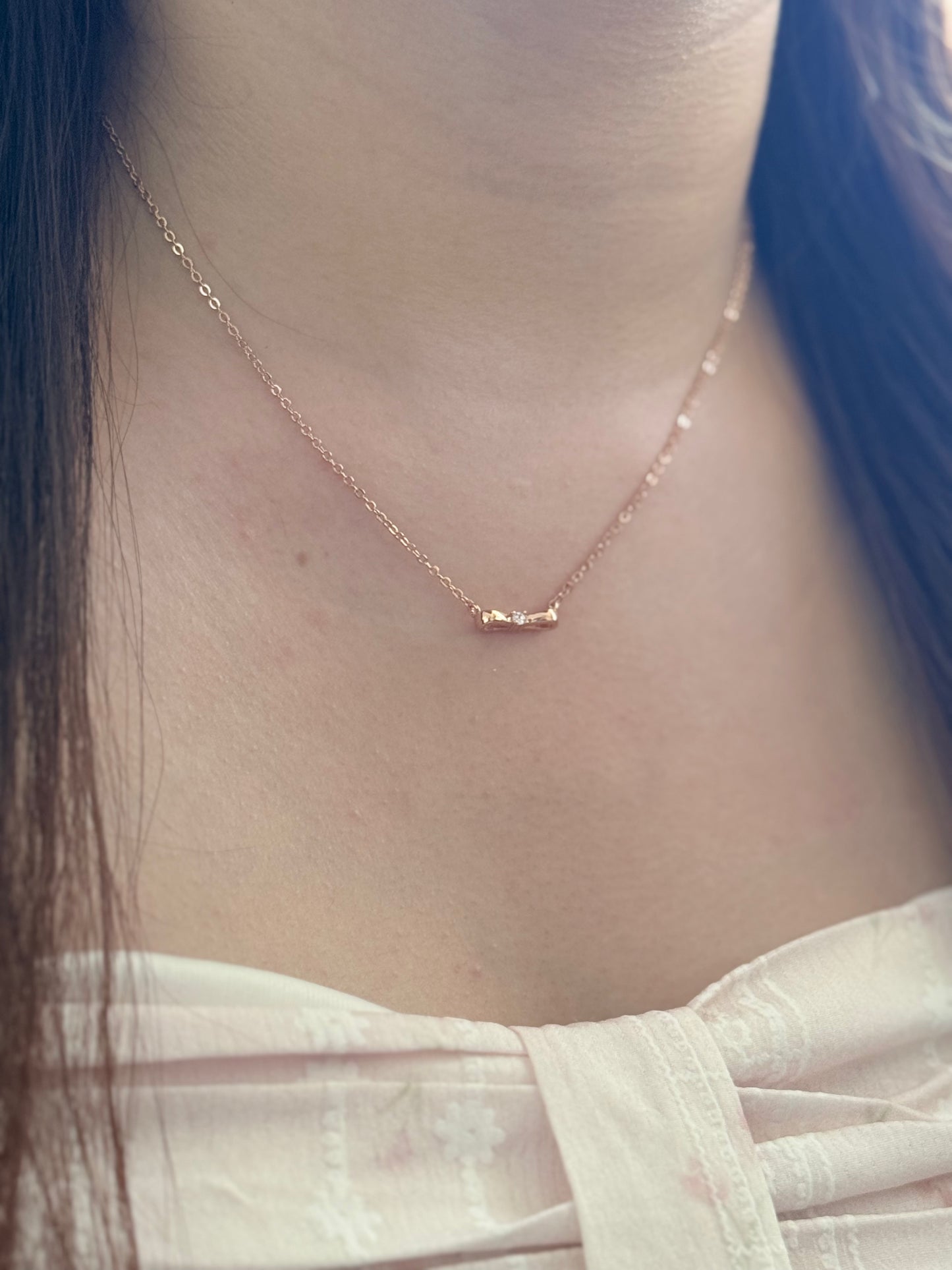 Bow Necklace