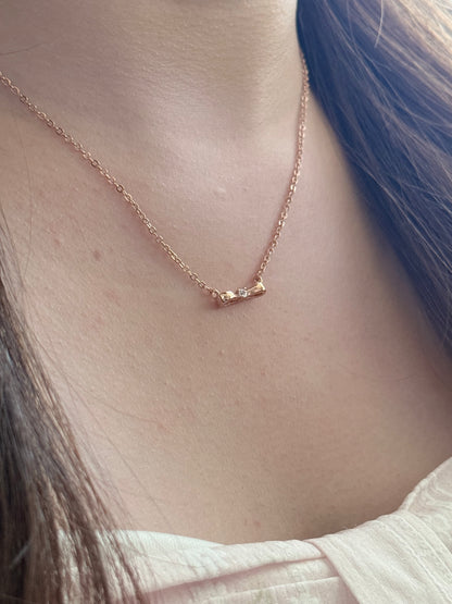 Bow Necklace