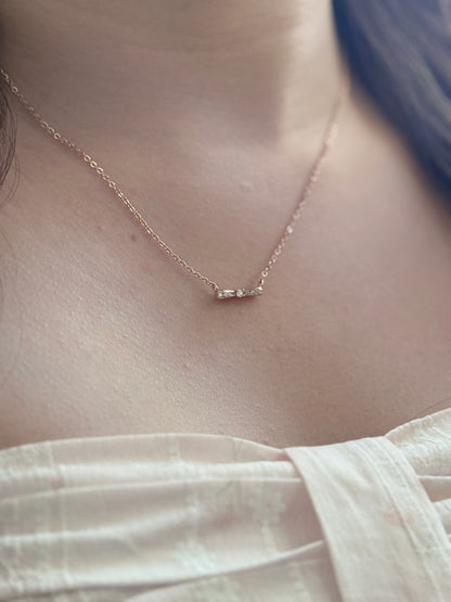 Bow Necklace