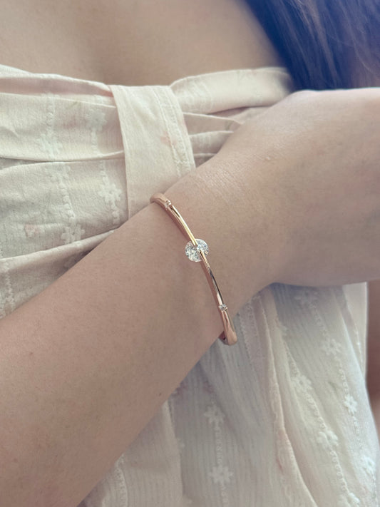 Solitaire Bangle