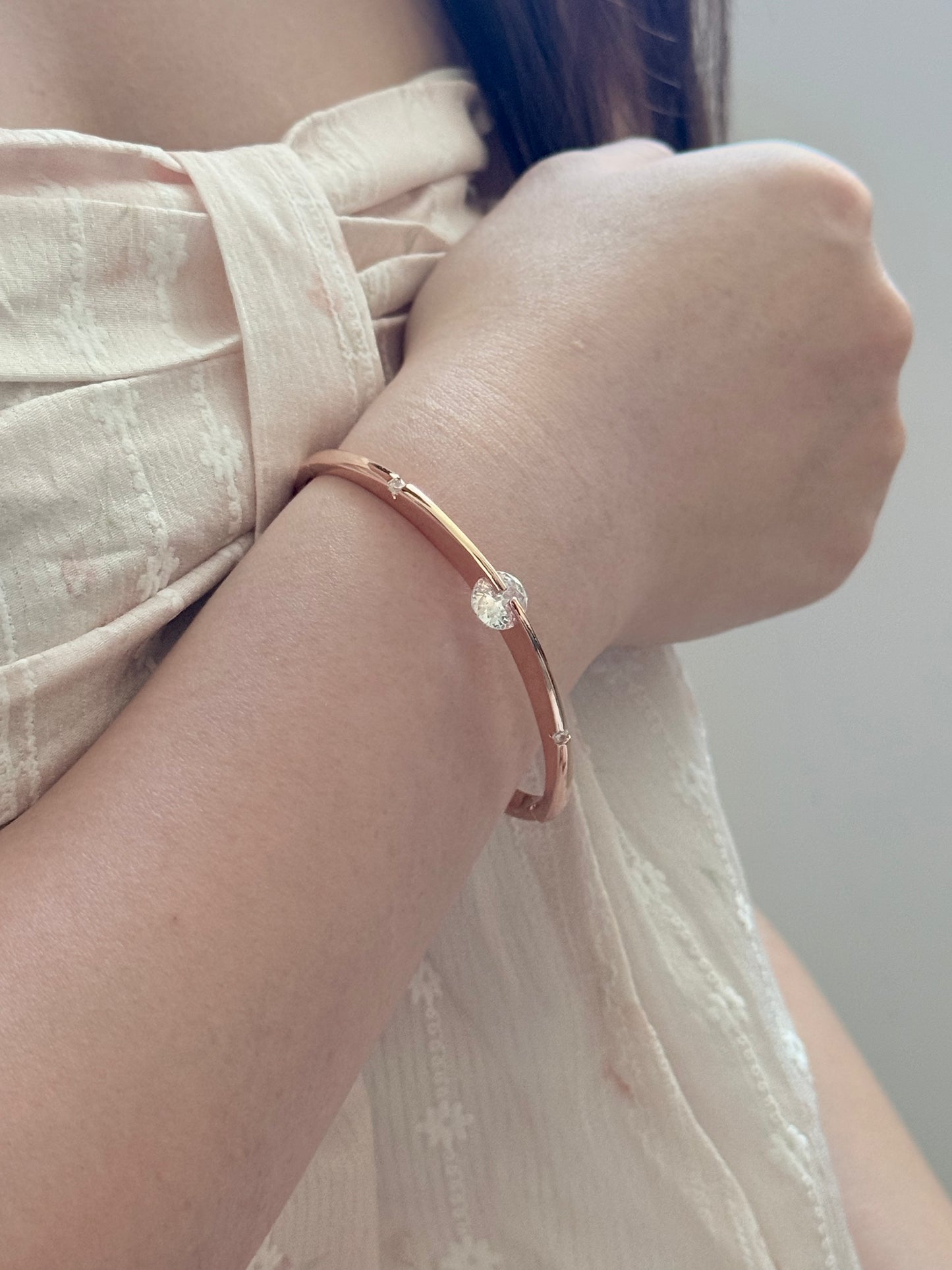 Solitaire Bangle