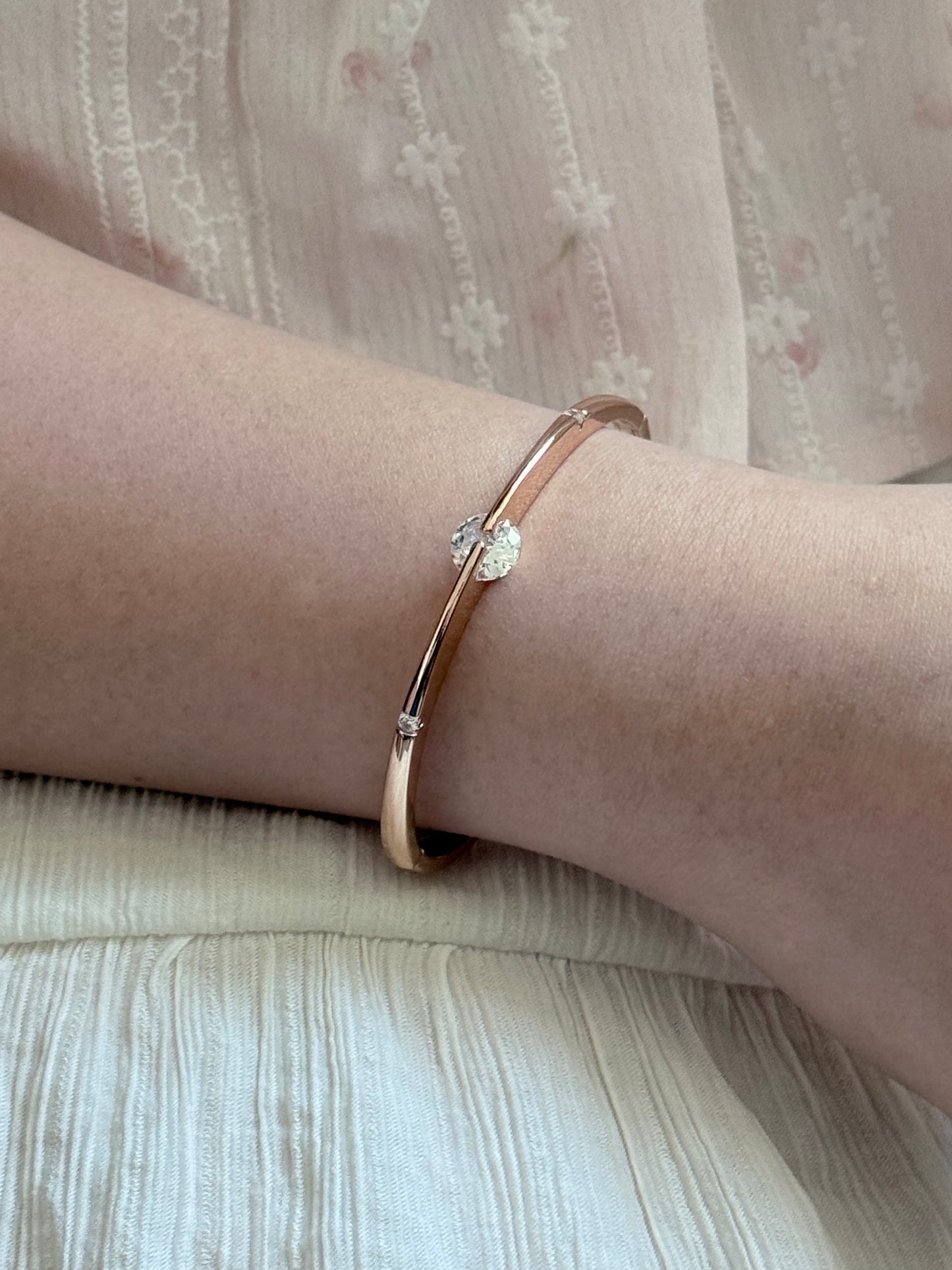 Solitaire Bangle