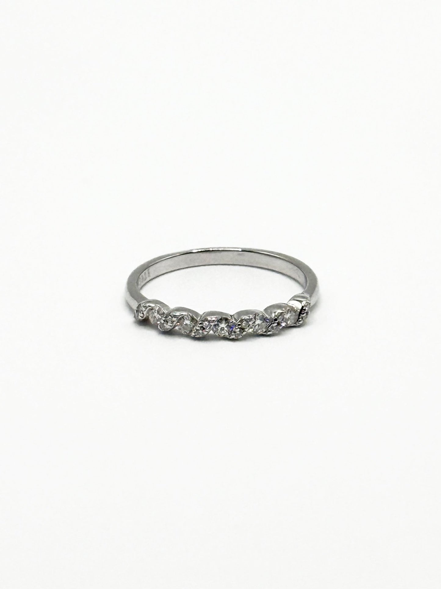 Half - Pavé Infinity Ring - Livarra