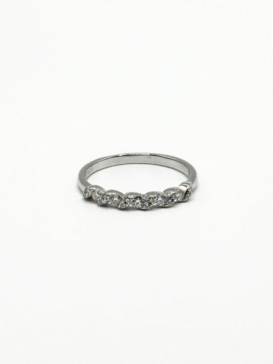 Half - Pavé Infinity Ring - Livarra