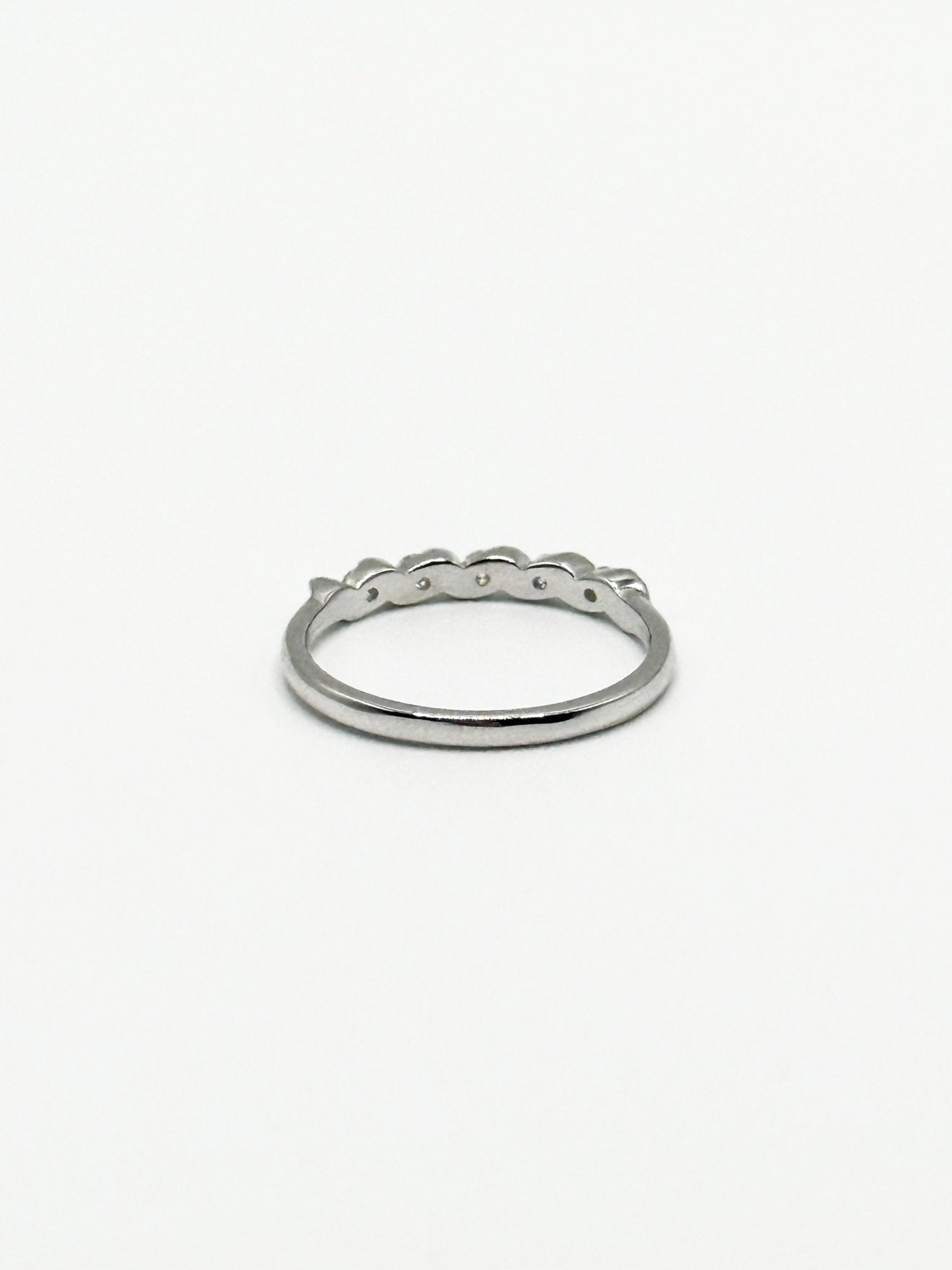 Half - Pavé Infinity Ring - Livarra