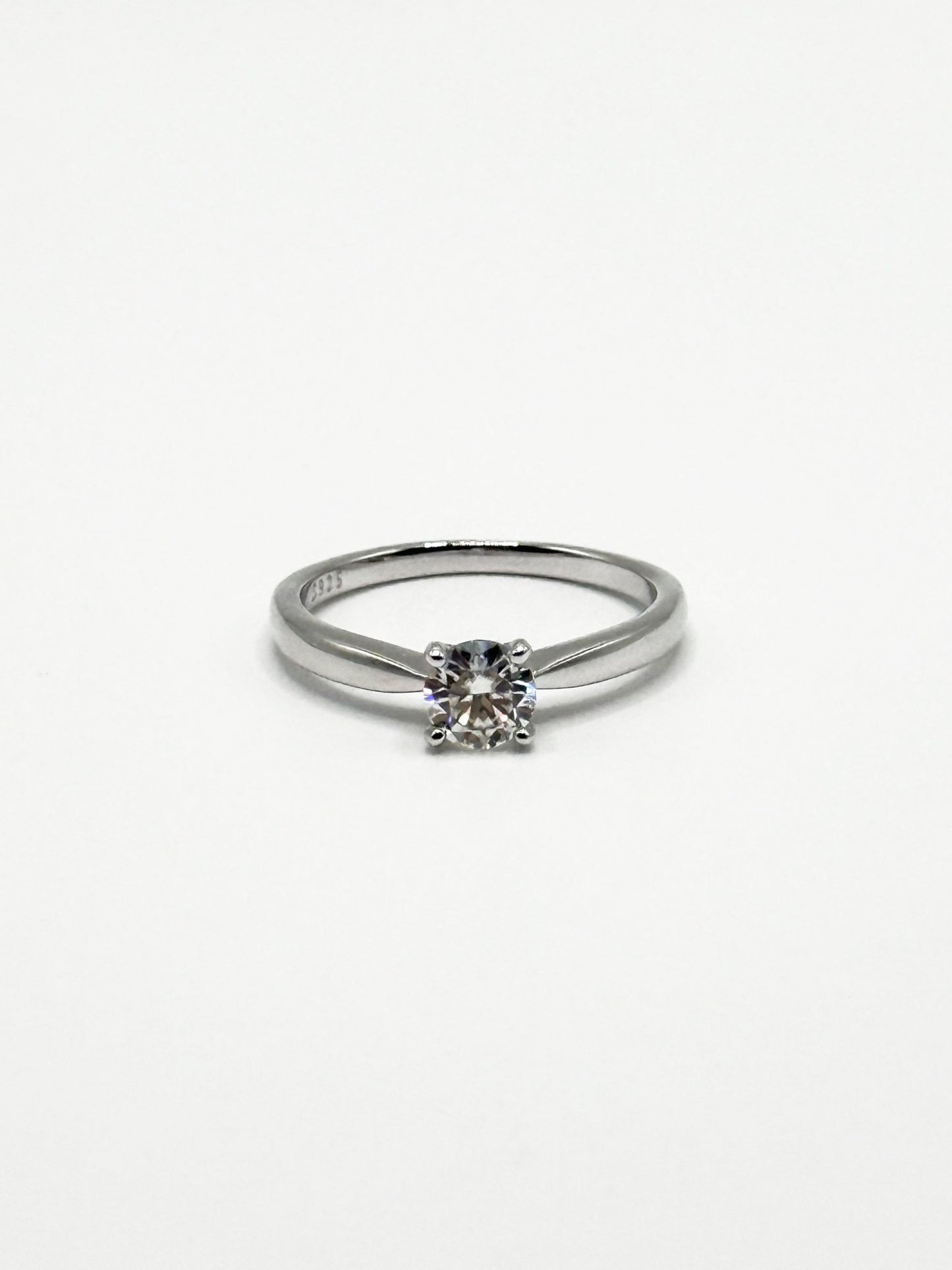 Solitaire Ring - Livarra