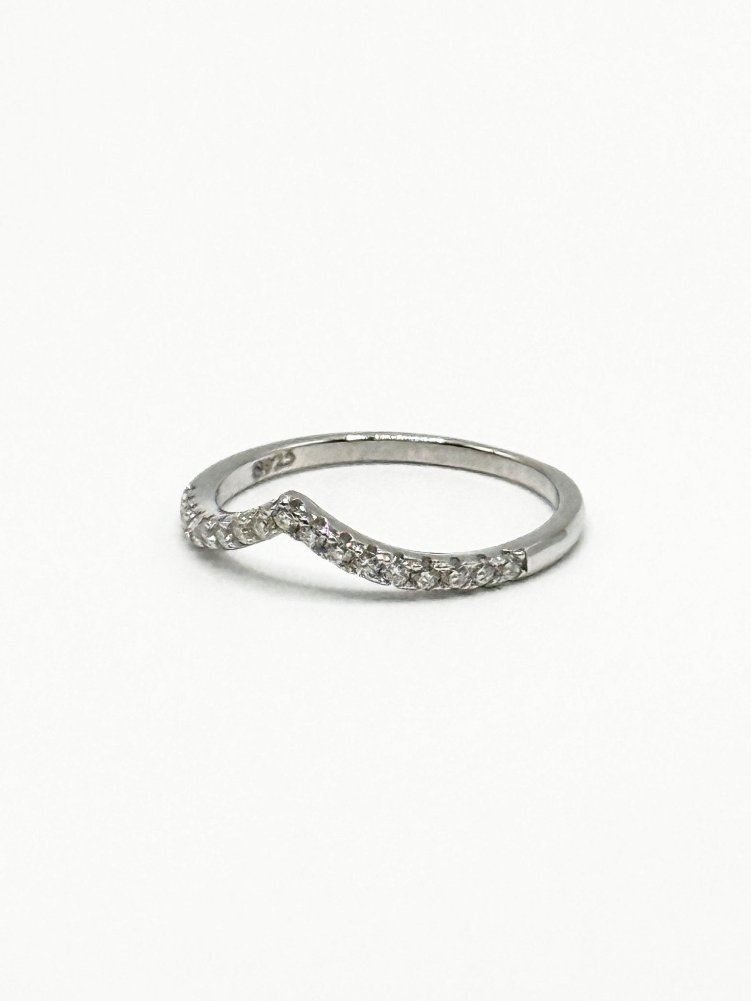 V - shape Ring - Livarra