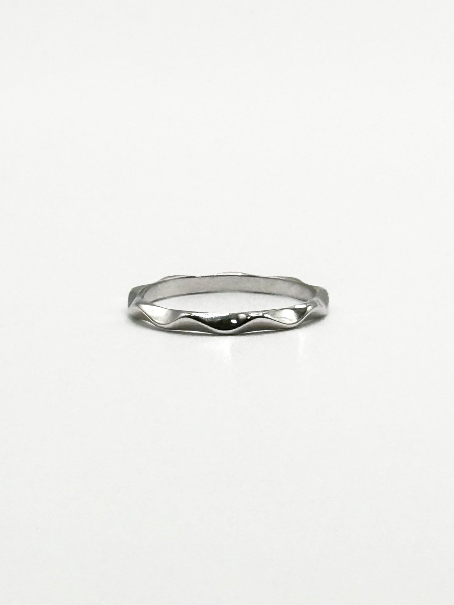 Wavy Ring — Silver - Livarra