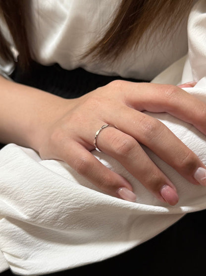 Wavy Ring — Silver - Livarra